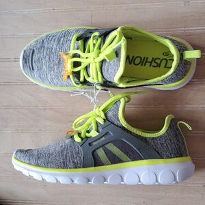 NWT C9 Champion Poise Athletic Shoes, featuring a Cushion Fit Memory Foam Sock